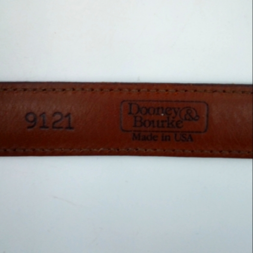 Rare Vintage DOONEY & BOURKE Red Brown Leather Belt Wellington Calf 36 Gold - Picture 6 of 9